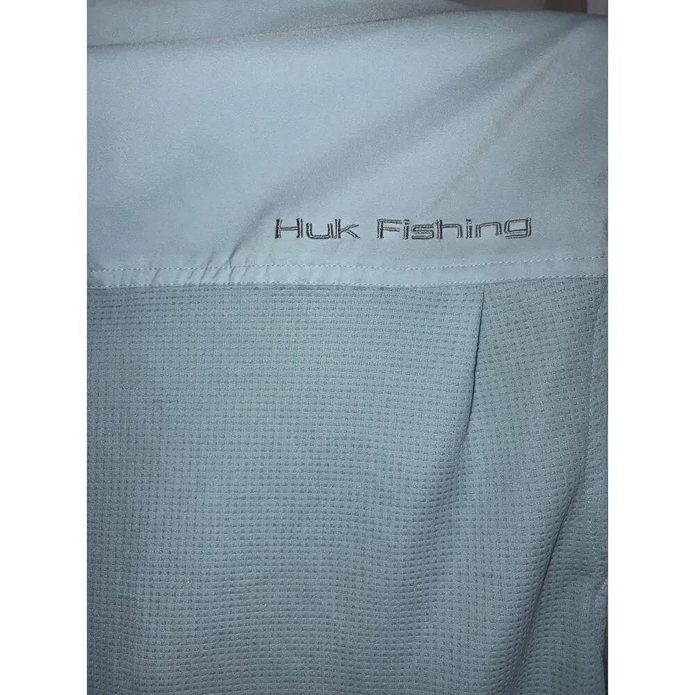 Huk Men’s Light Blue Short Sleeve Button-Down Fishing Shirt Pockets L Poly